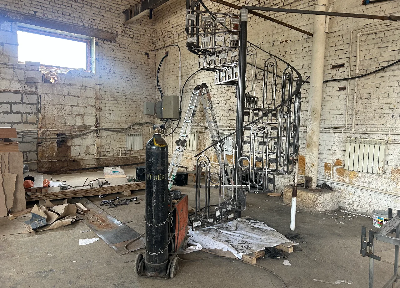 Изготовление каркасов межэтажных лестниц